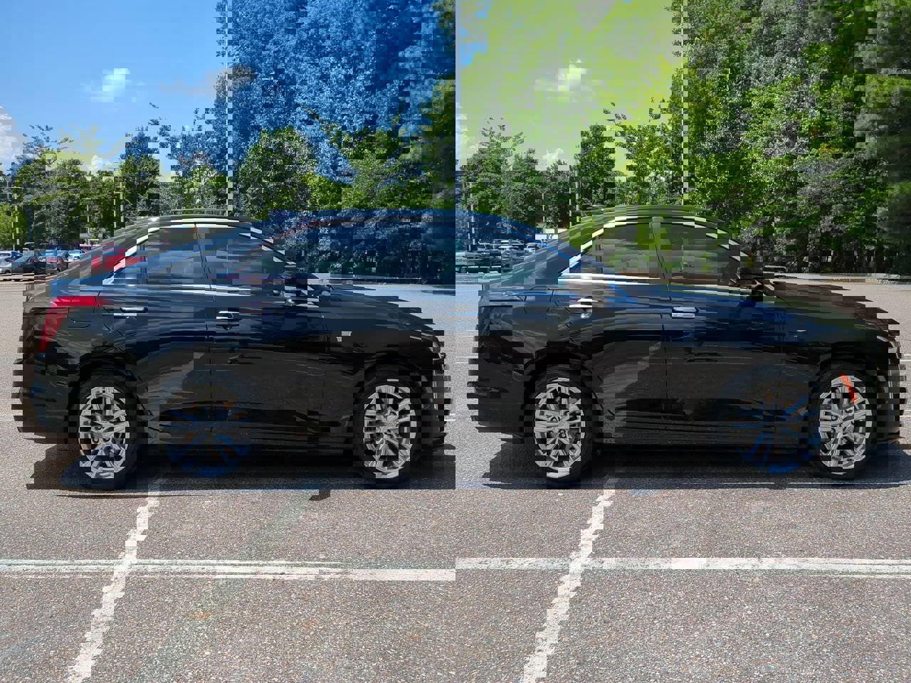 2023 Cadillac CT4 Luxury photo 3