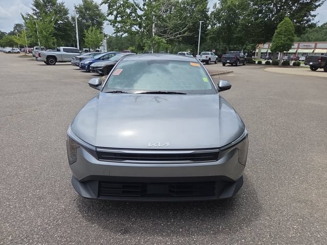 2025 Kia K4 LXS - Photo 8