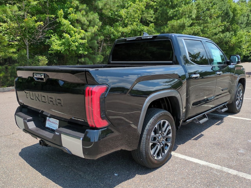 New 2025 Toyota Tundra i-FORCE MAX Limited LIMITED CREWMAX 5.5