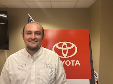 Staff member Austin Belardi from ID_cc4d0d5f4779