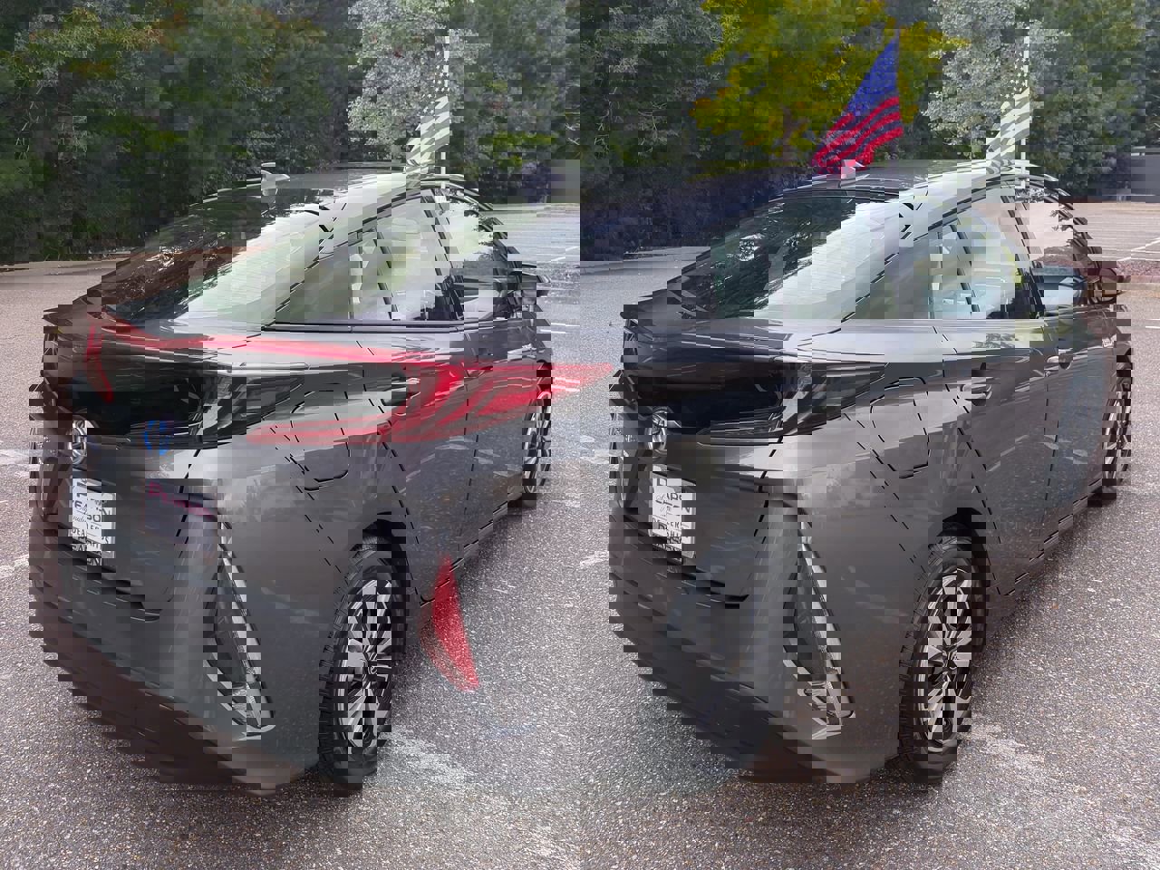 2017 Toyota Prius Prime Premium photo 4