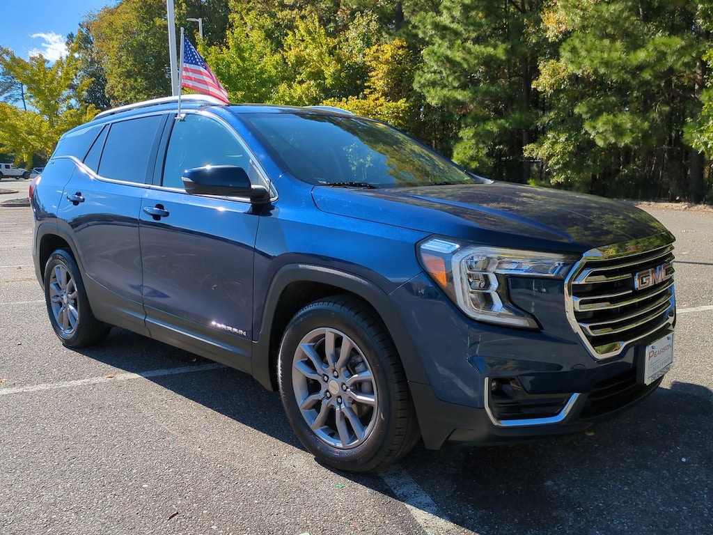 Used 2023 GMC Terrain SLT SUV
