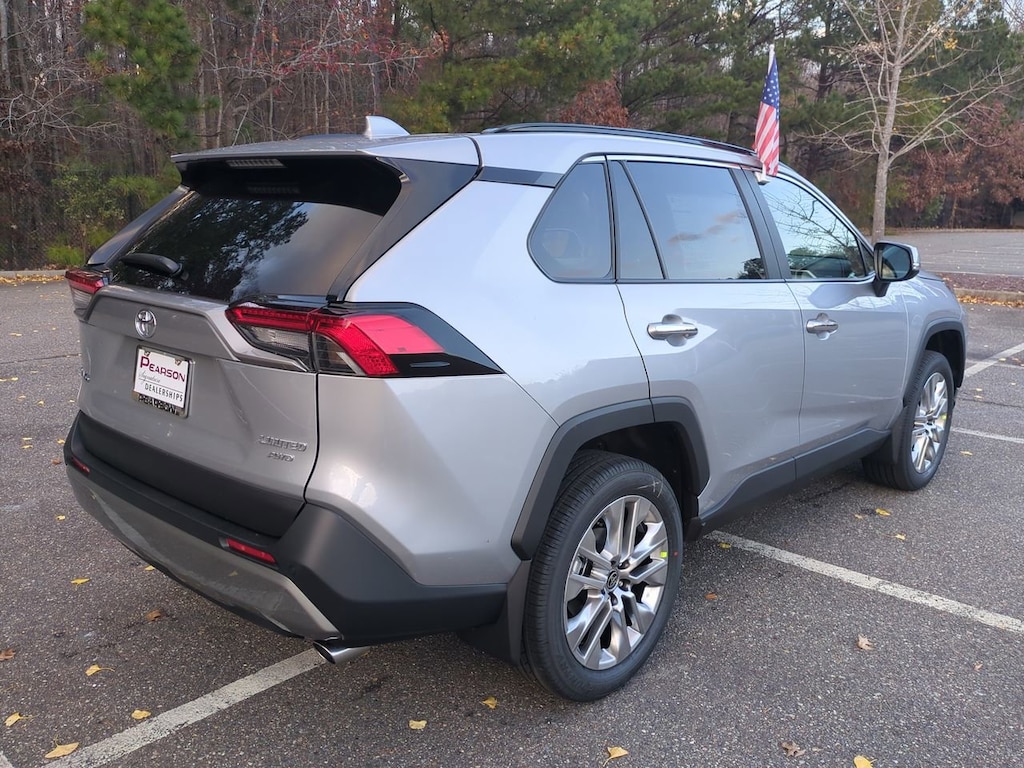 2025 Toyota RAV4 Limited photo 4