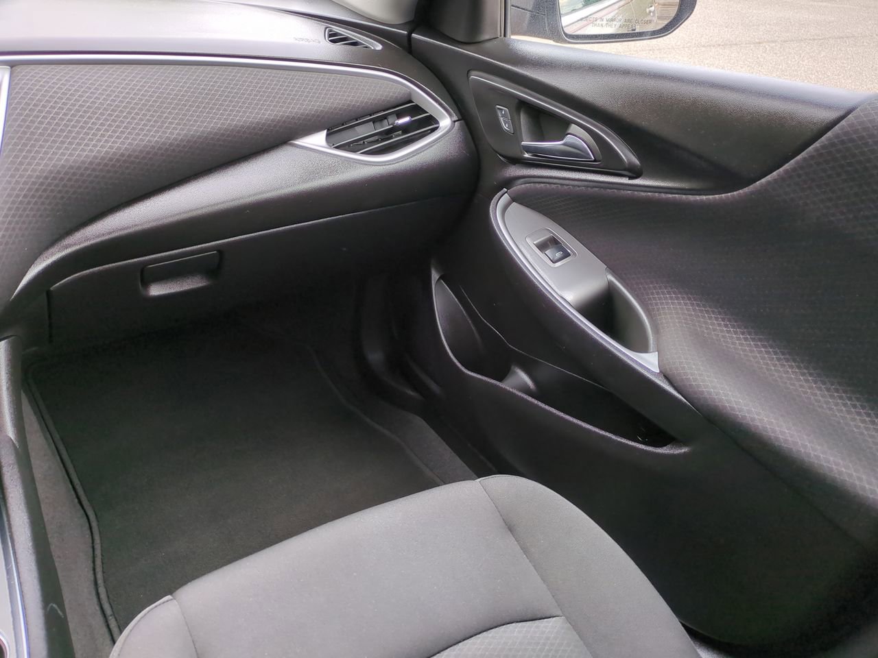 2025 Chevrolet Malibu 1LT - Photo 16