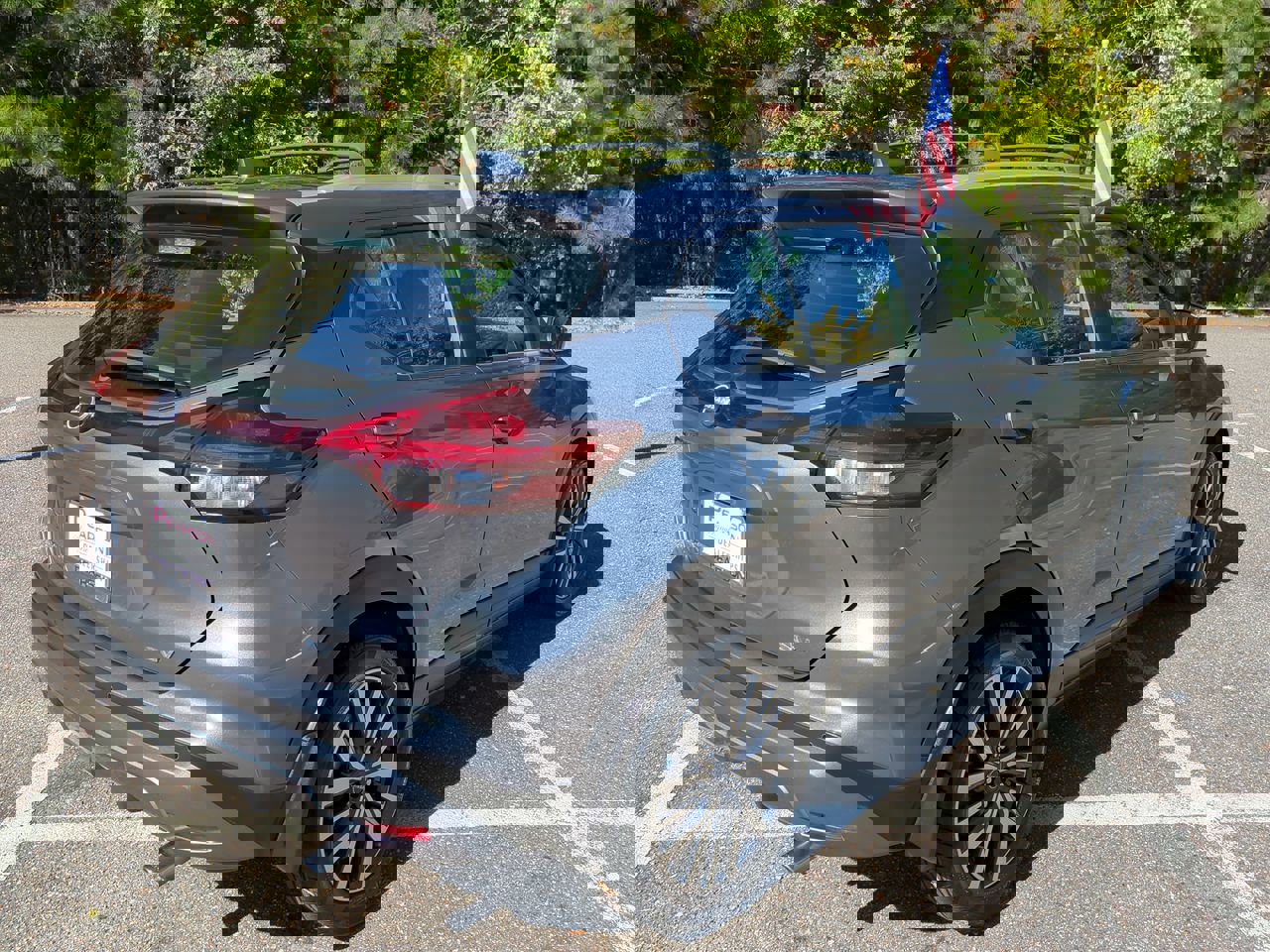 2022 Nissan Kicks SV photo 4