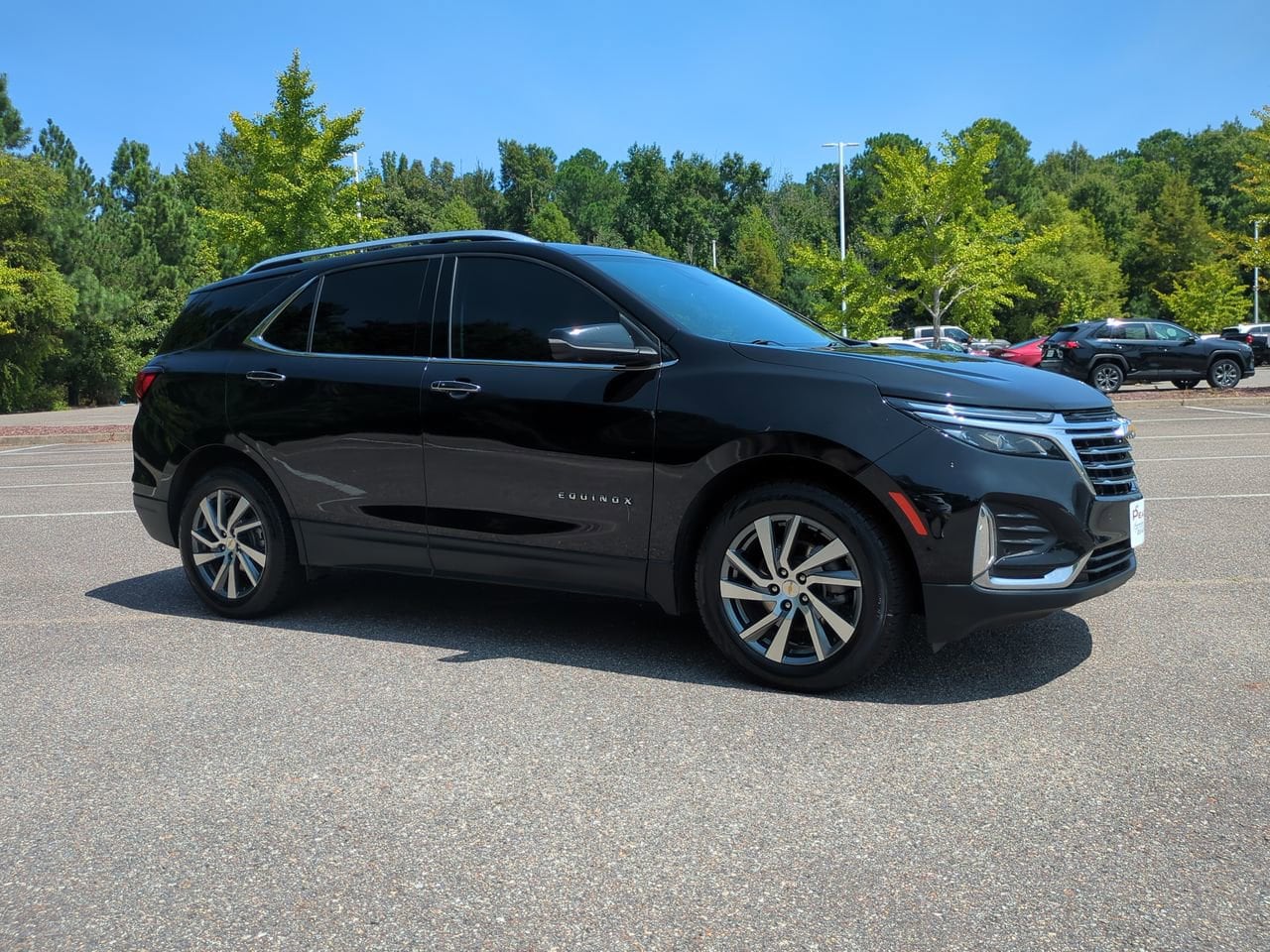 Used 2022 Chevrolet Equinox Premier with VIN 2GNAXXEV1N6119789 for sale in Newport News, VA