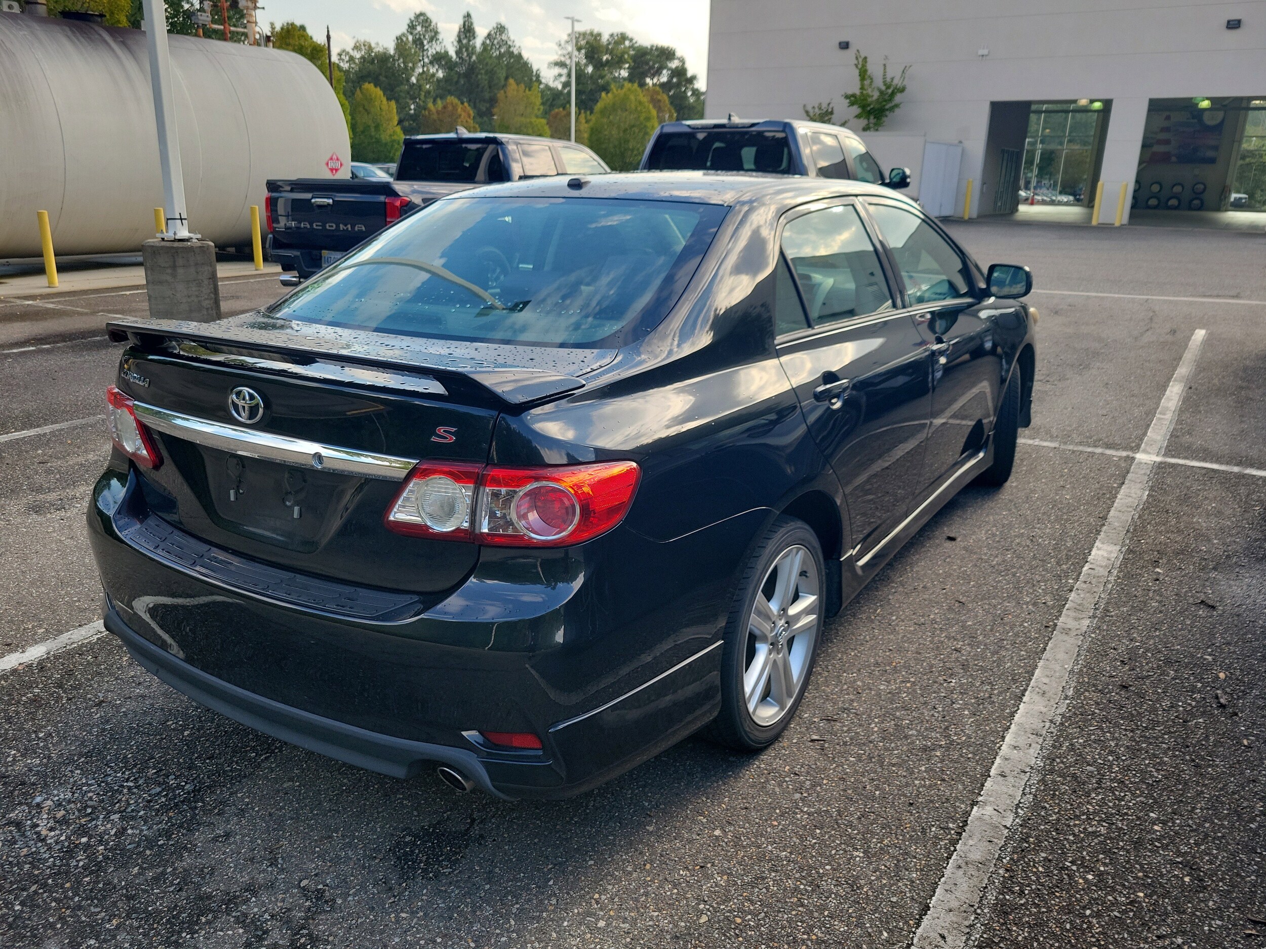 2013 Toyota Corolla S photo 2