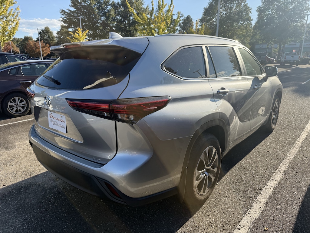 Used 2023 Toyota Highlander XLE SUV