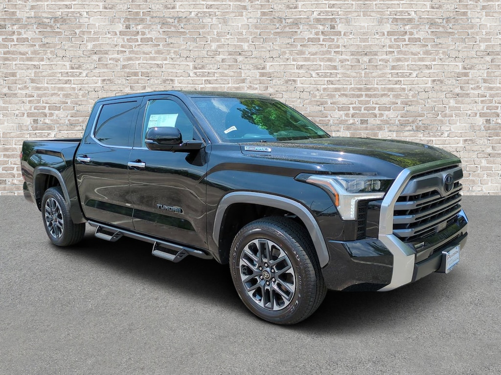 New 2025 Toyota Tundra i-FORCE MAX Limited LIMITED CREWMAX 5.5