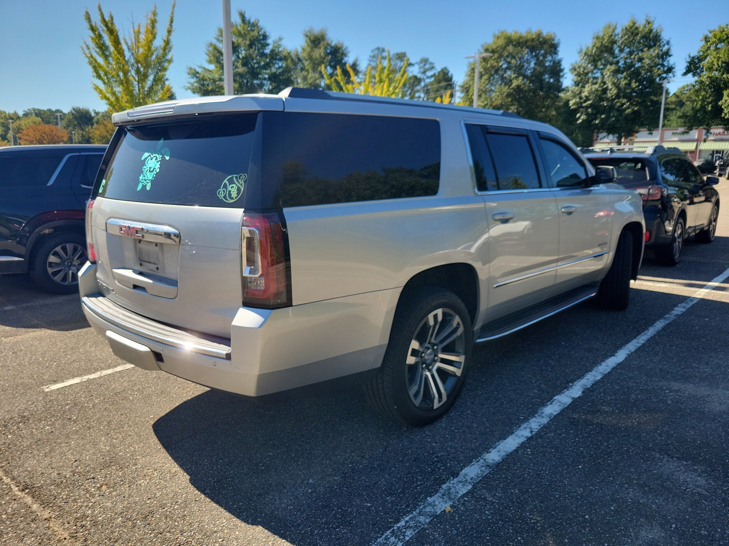2017 Gmc Yukon XL Denali photo 3