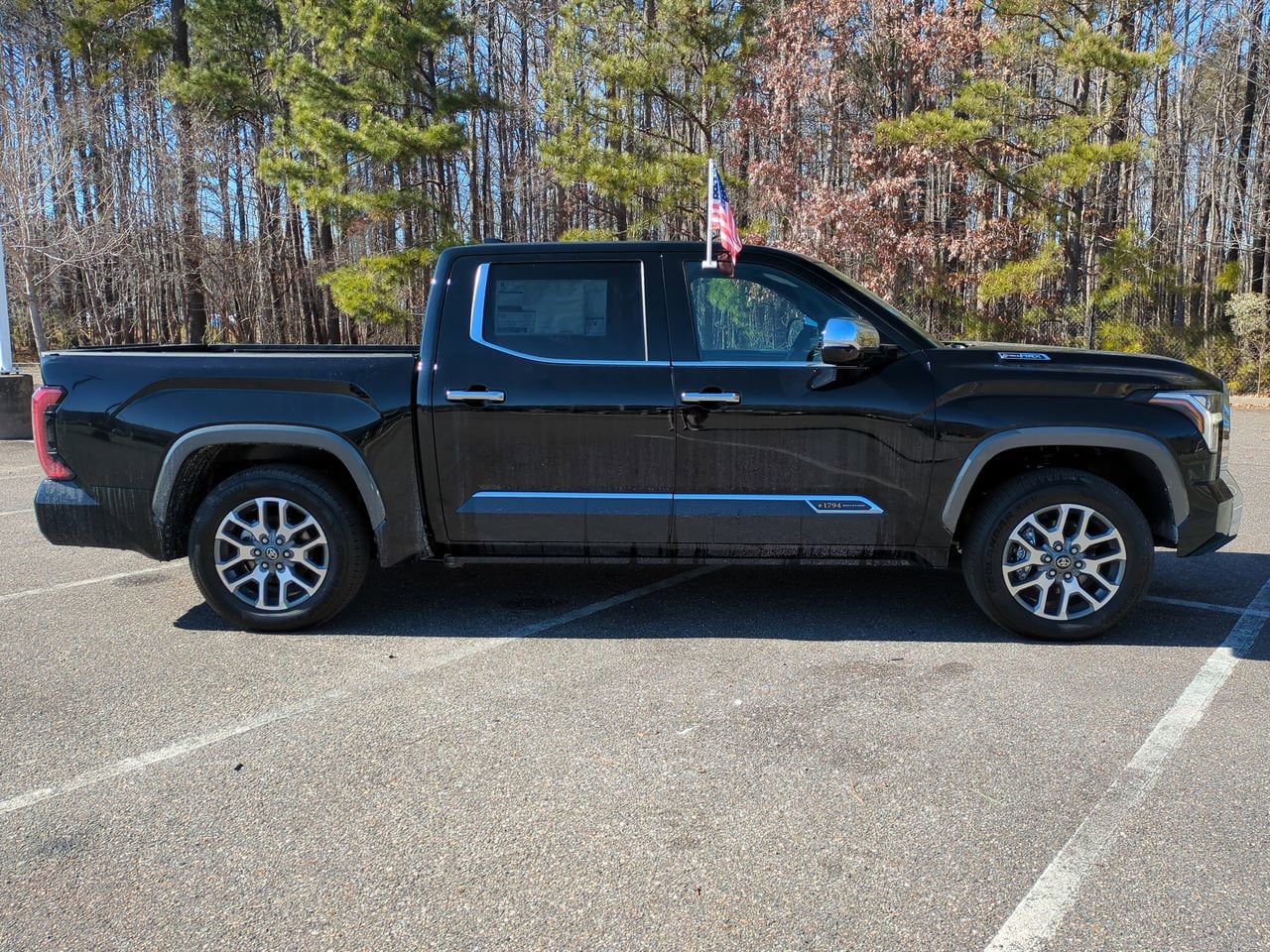 2026 Toyota Tundra 1794 Edition - Photo 3