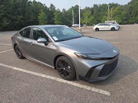 2026 Toyota Camry SE Sedan