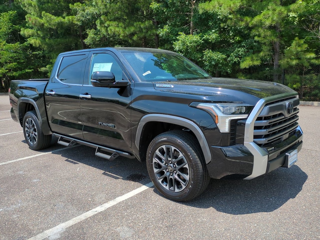 New 2025 Toyota Tundra i-FORCE MAX Limited LIMITED CREWMAX 5.5