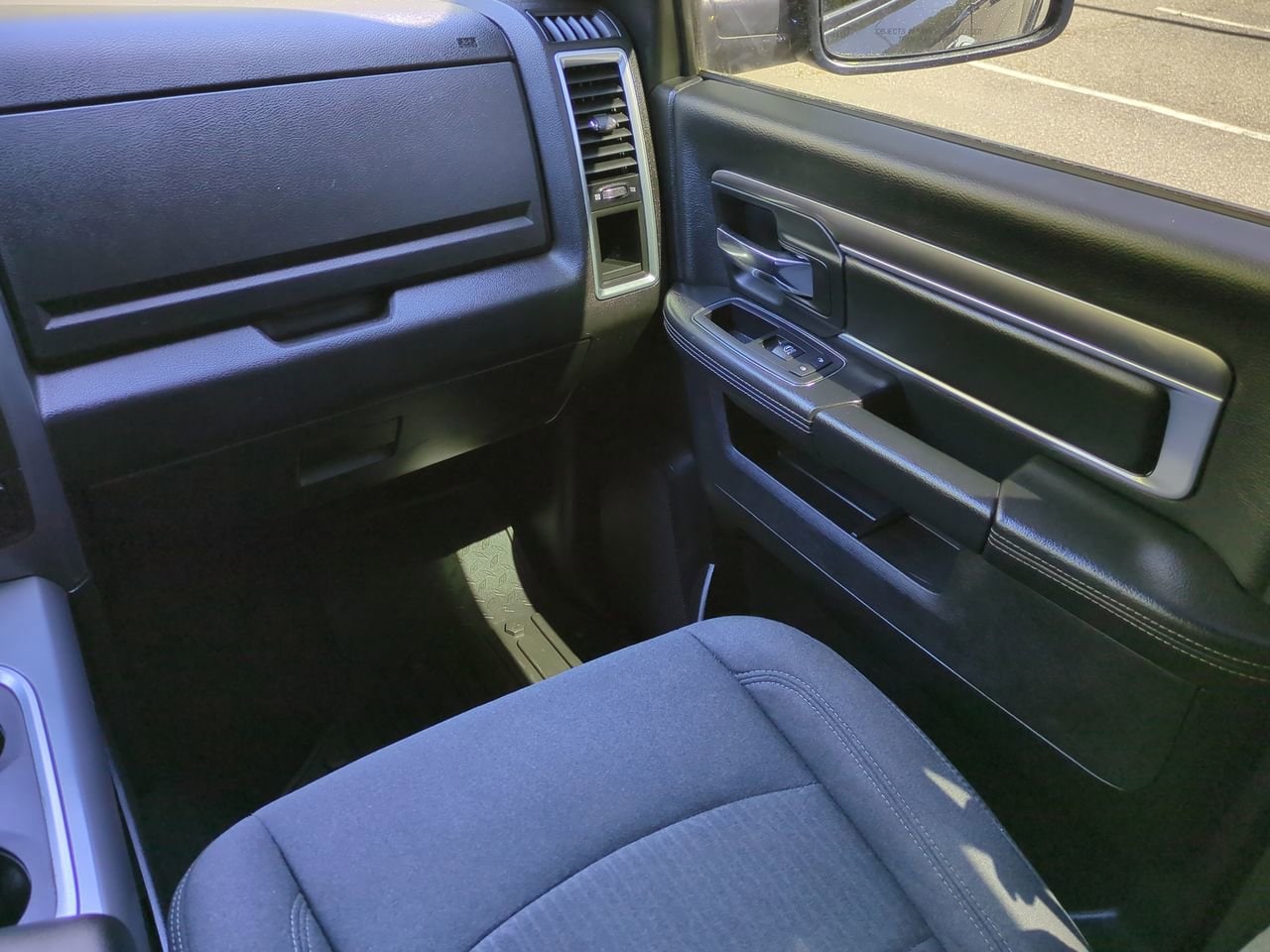 2024 RAM Ram 1500 Classic Warlock - Photo 16
