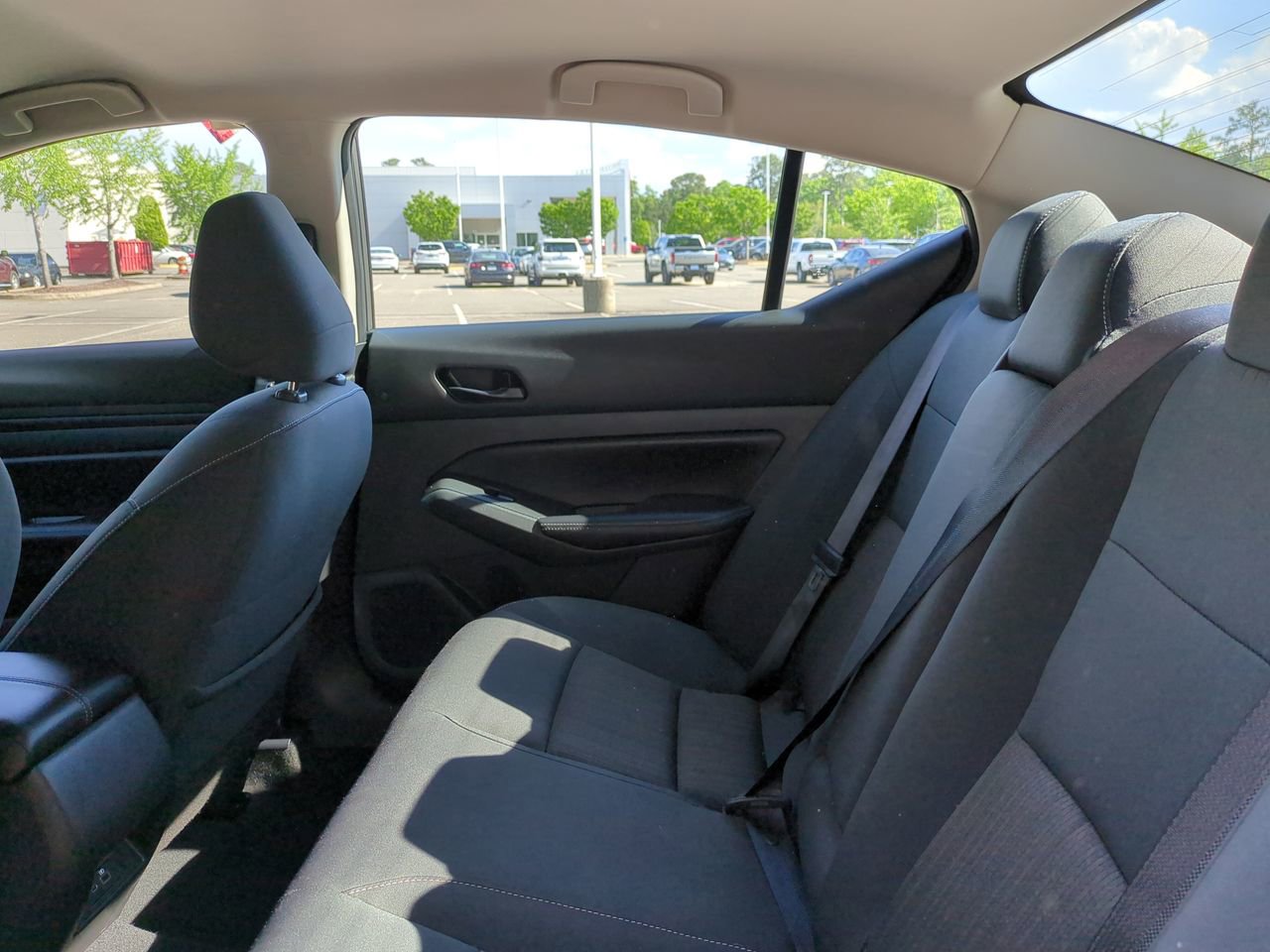 2025 Nissan Altima SV - Photo 13