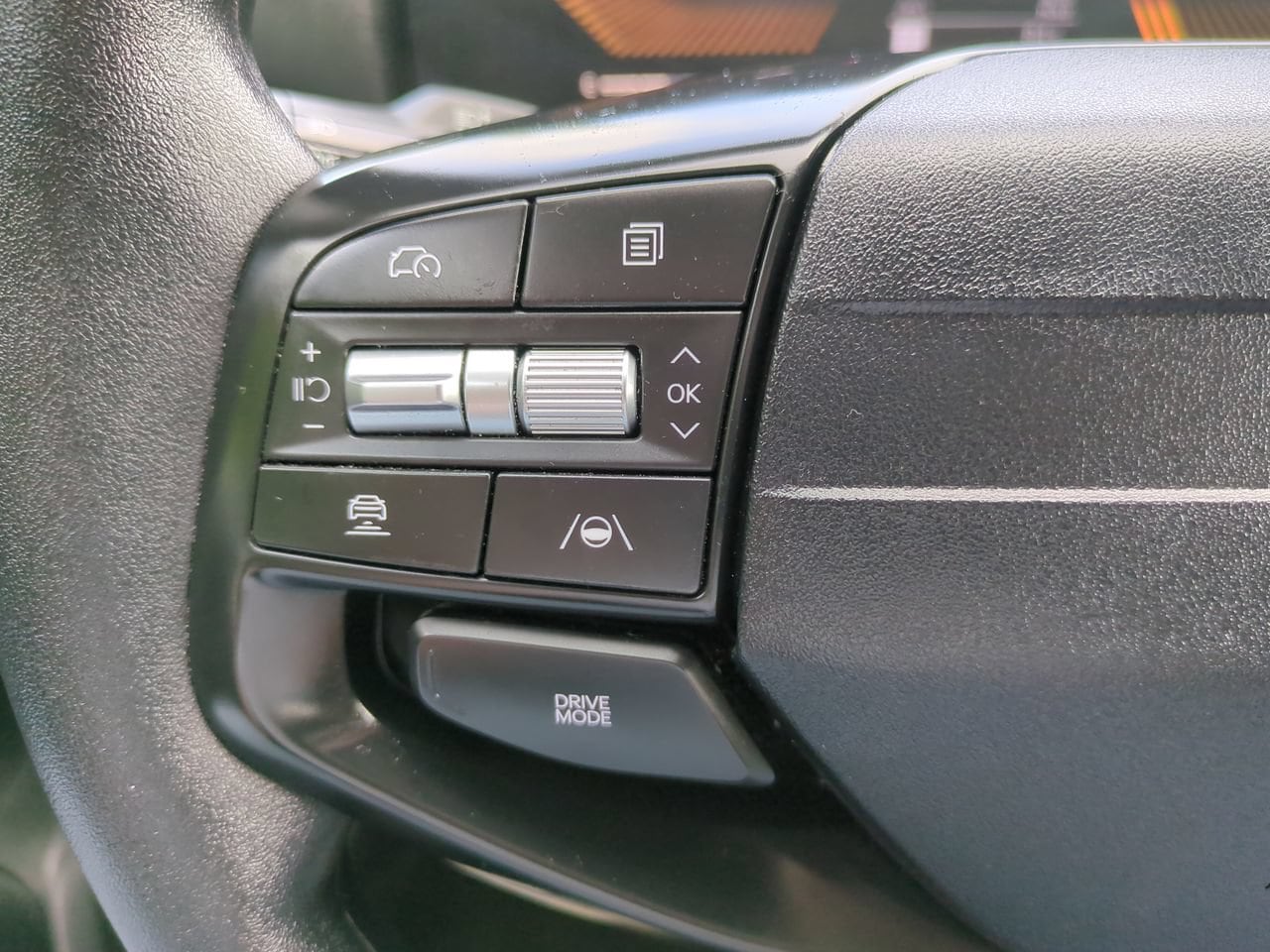 2025 Kia K4 LXS - Photo 22