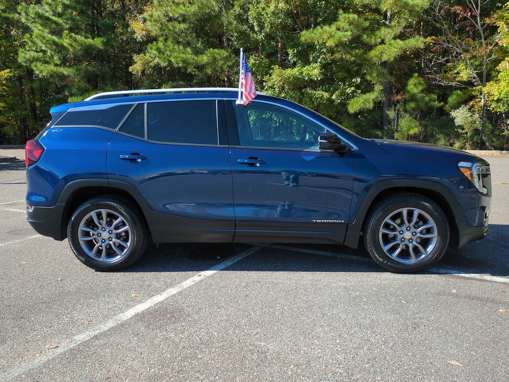Used 2023 GMC Terrain SLT SUV