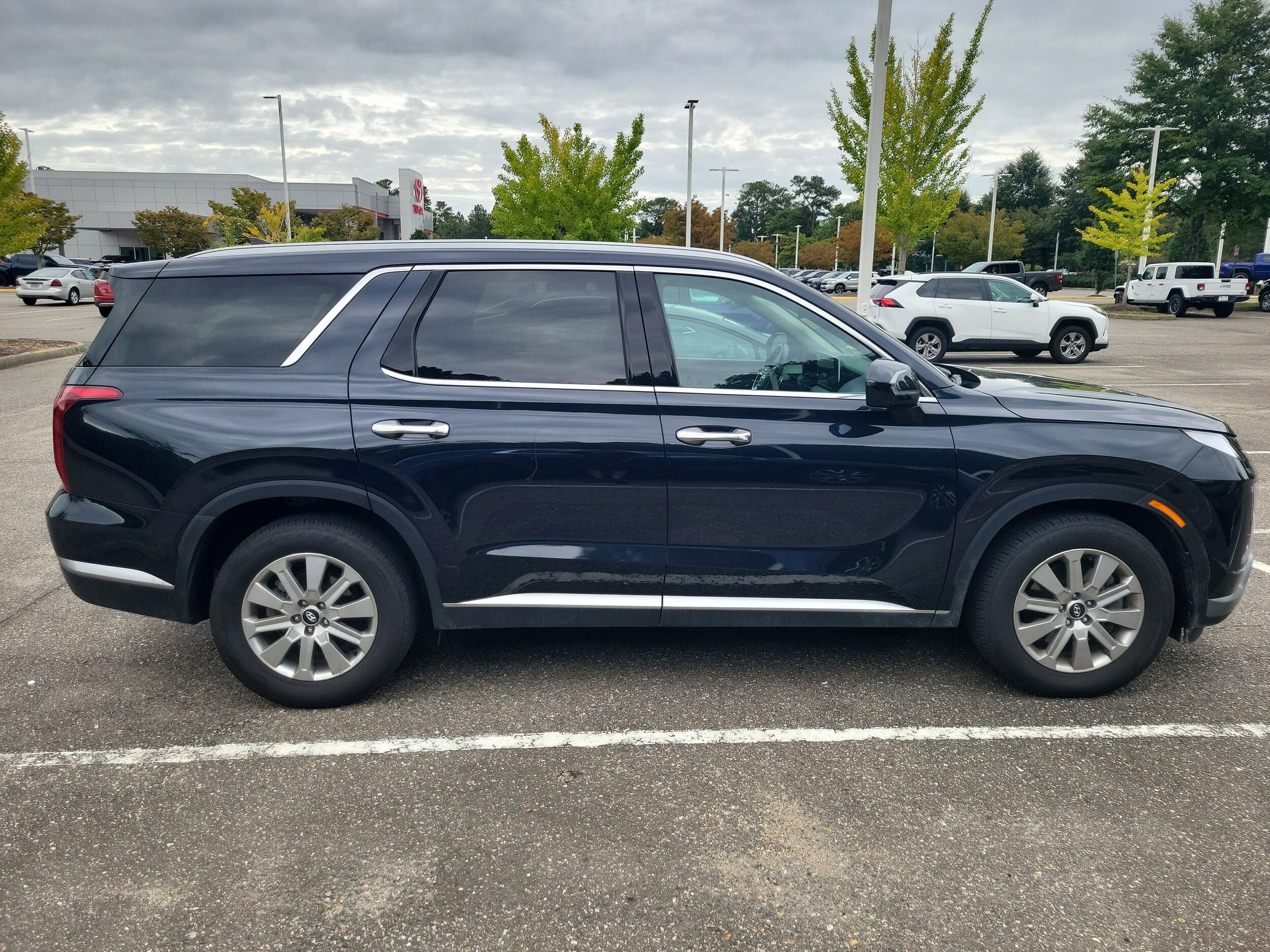 2025 Hyundai Palisade SEL photo 2
