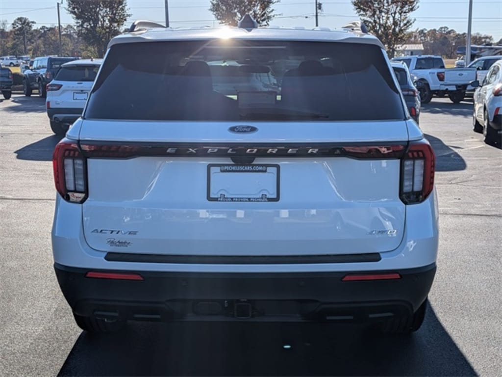 New 2026 Ford Explorer Active SUV