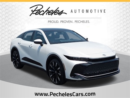 2024 Toyota Crown Platinum Sedan