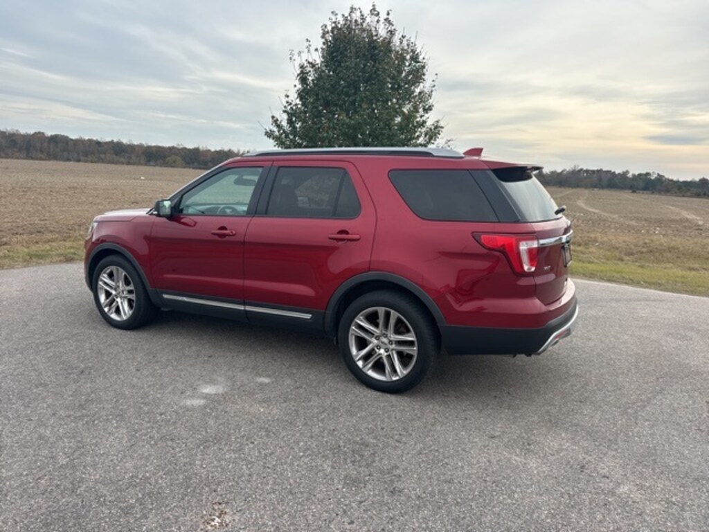 Used 2016 Ford Explorer XLT SUV