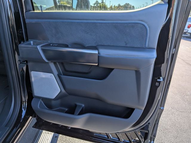 2026 Ford F-250 Super Duty Platinum - Photo 33