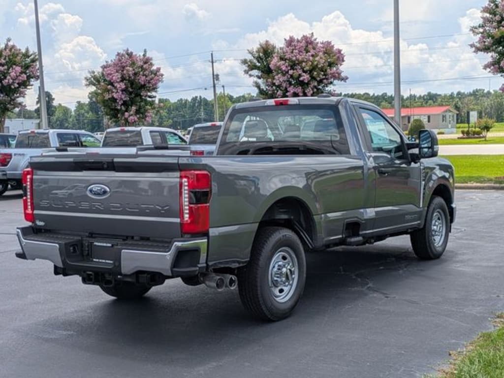 New 2025 Ford F-250SD XL Truck