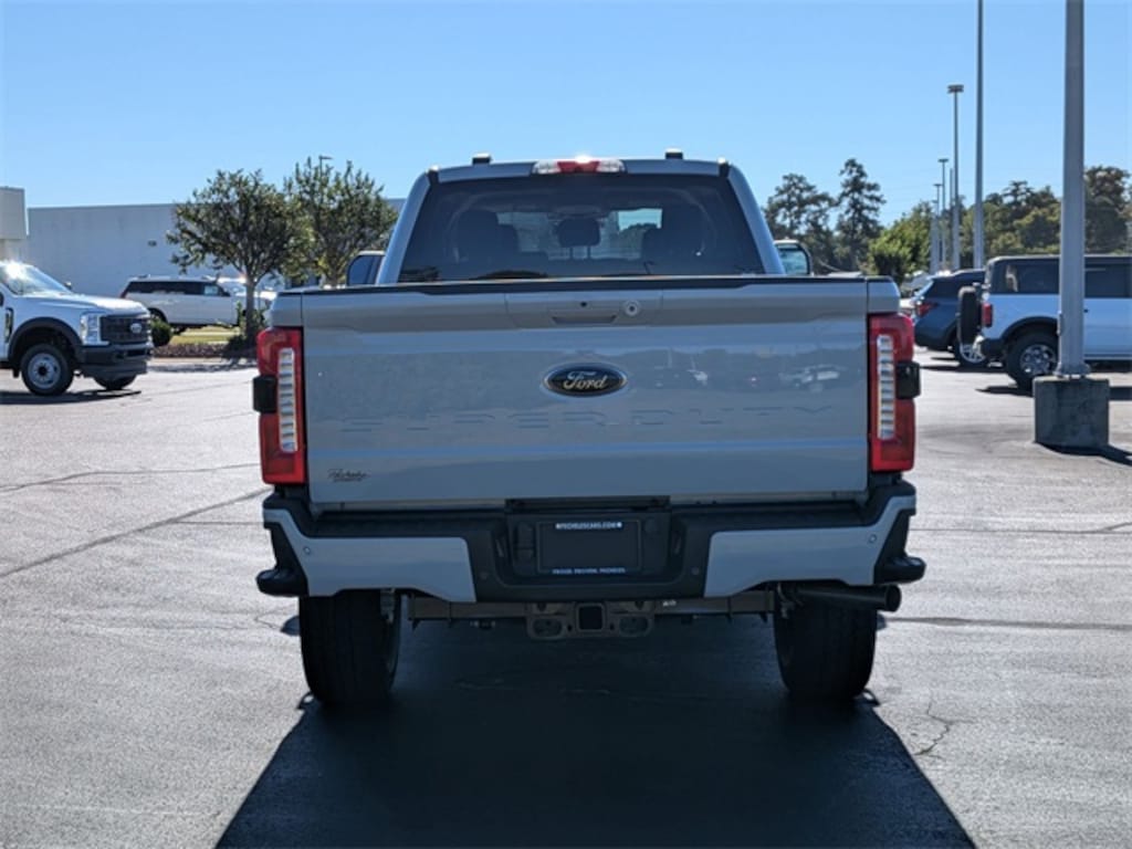 New 2026 Ford F-350SD Lariat Truck