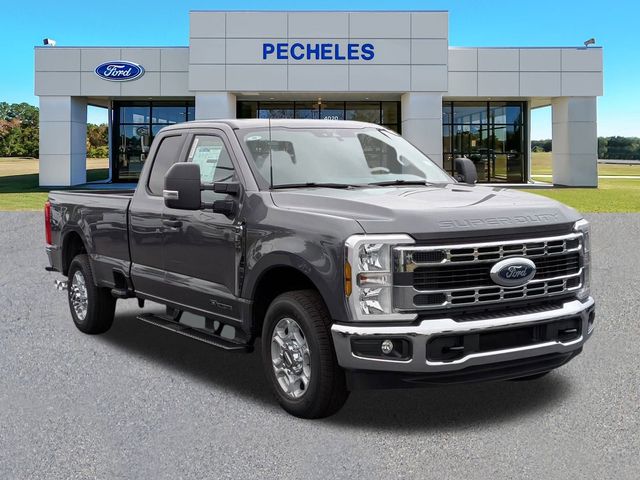 2026 Ford F-350SD XLT Truck