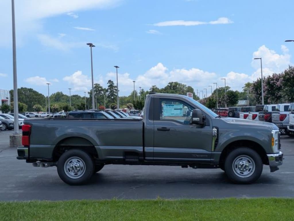 New 2025 Ford F-250SD XL Truck