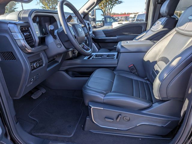 2026 Ford F-250 Super Duty Platinum - Photo 13