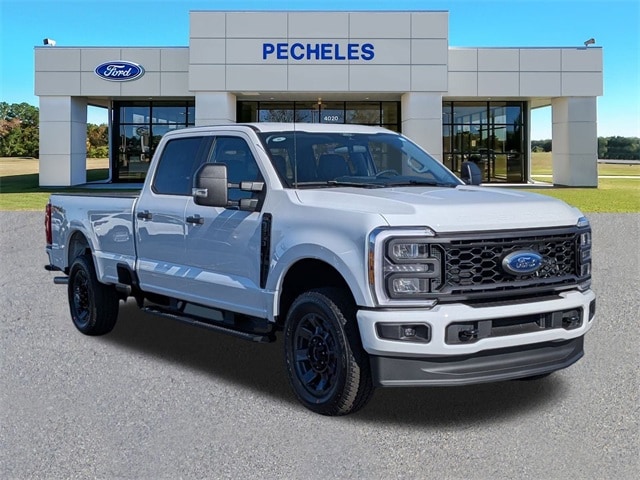 2026 Ford F-250 Super Duty XL's photo
