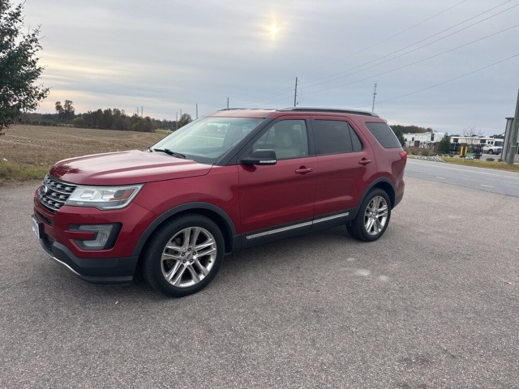 Used 2016 Ford Explorer XLT SUV