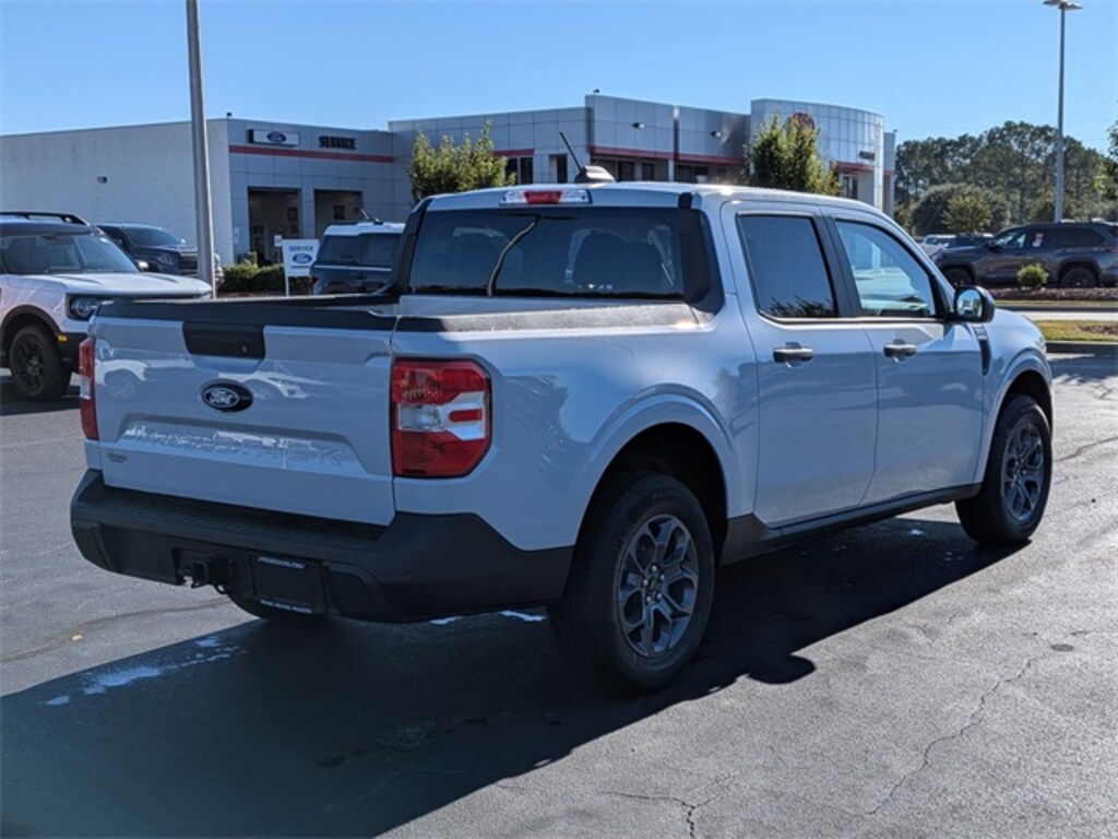 New 2025 Ford Maverick XLT Truck
