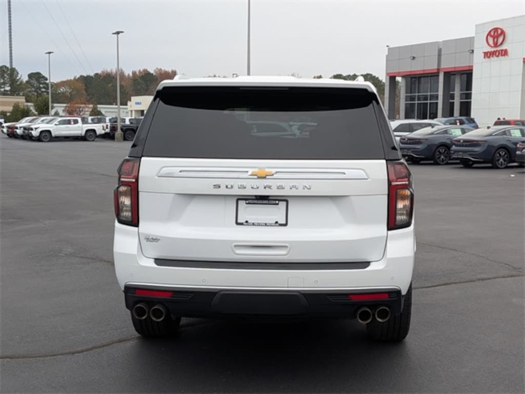 Used 2022 Chevrolet Suburban High Country SUV