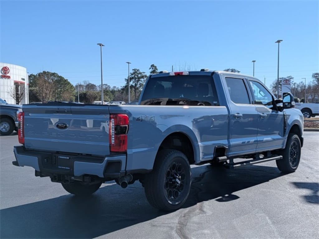 New 2026 Ford F-250SD Lariat Truck