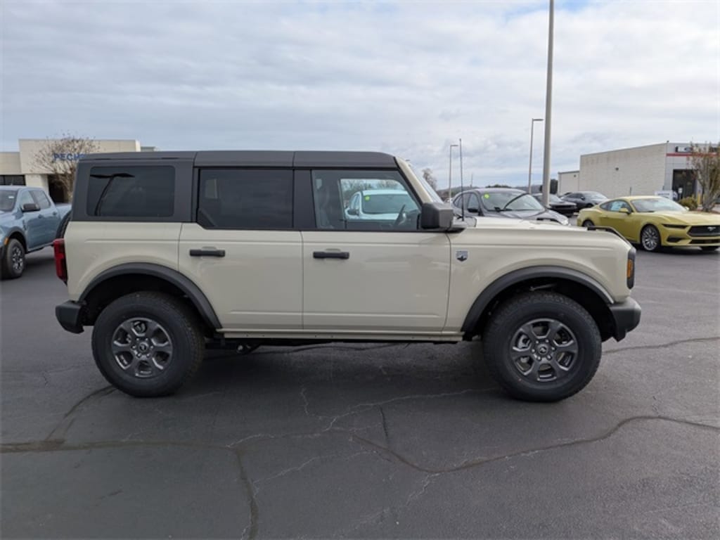 New 2025 Ford Bronco Big Bend SUV