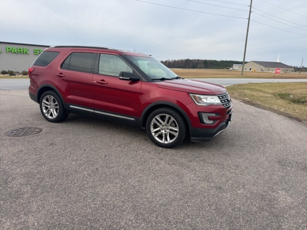 Used 2016 Ford Explorer XLT SUV