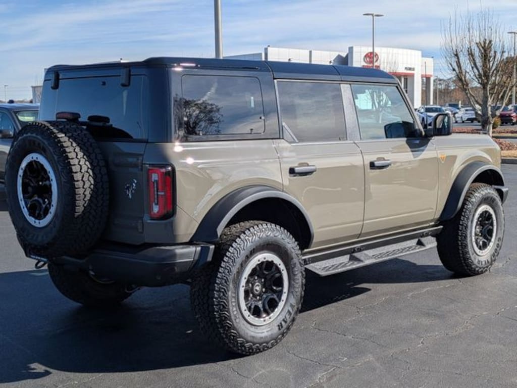 New 2025 Ford Bronco Badlands SUV