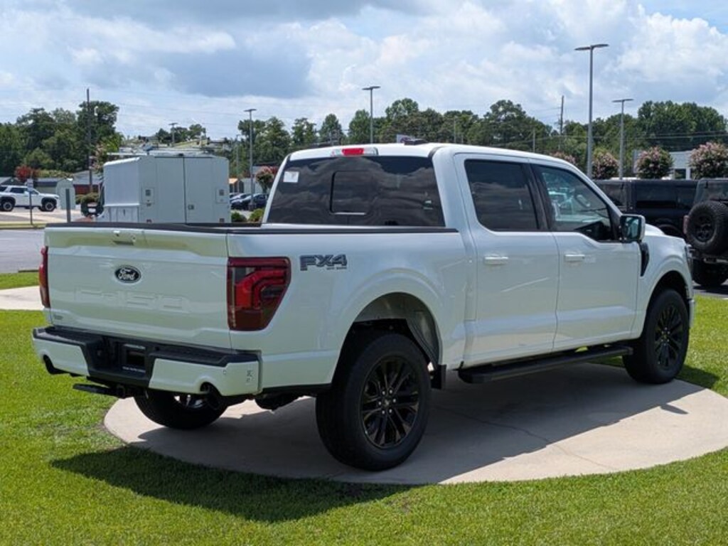New 2025 Ford F-150 Lariat Truck