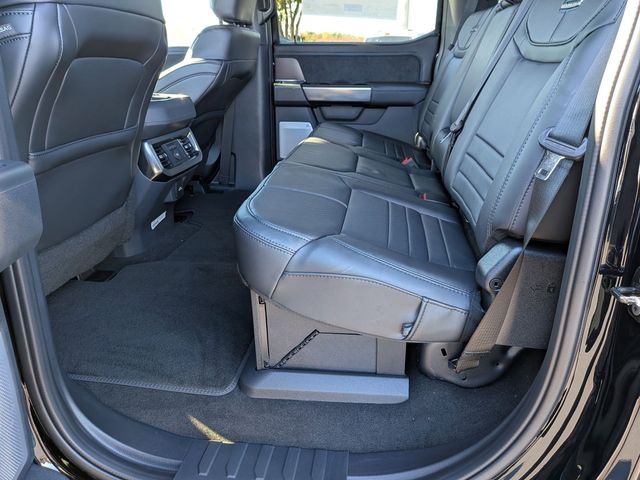 2026 Ford F-250 Super Duty Platinum - Photo 29