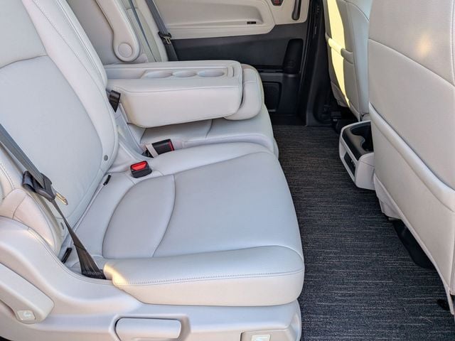 2026 Honda Odyssey EX-L - Photo 24