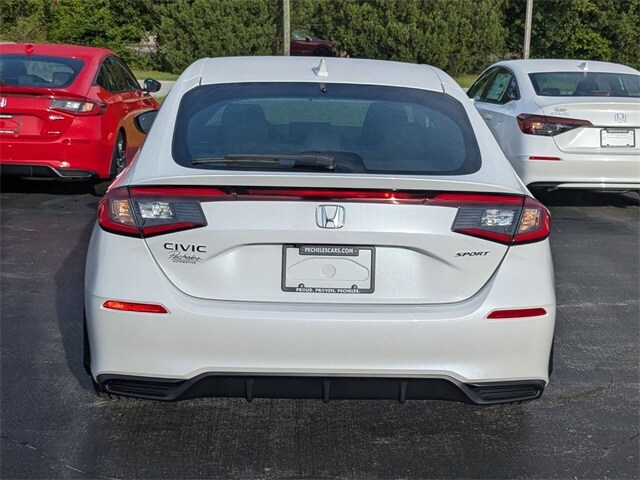 2025 Honda Civic Sport Hatchback photo 4