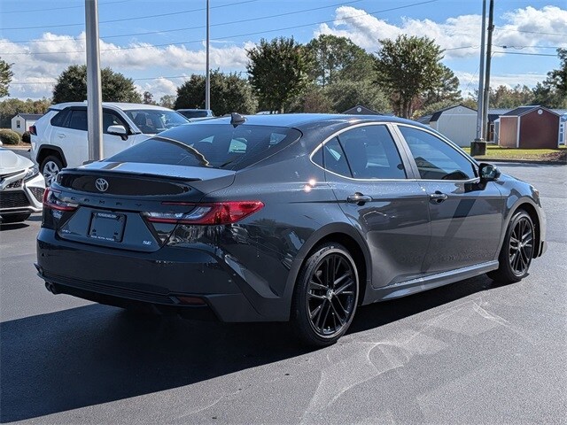 2025 Toyota Camry XSE photo 3