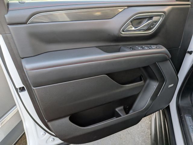 2023 Chevrolet Suburban RST - Photo 9
