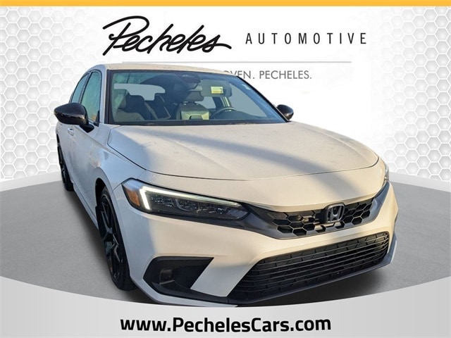 2023 Honda Civic Hatchback Sport's photo