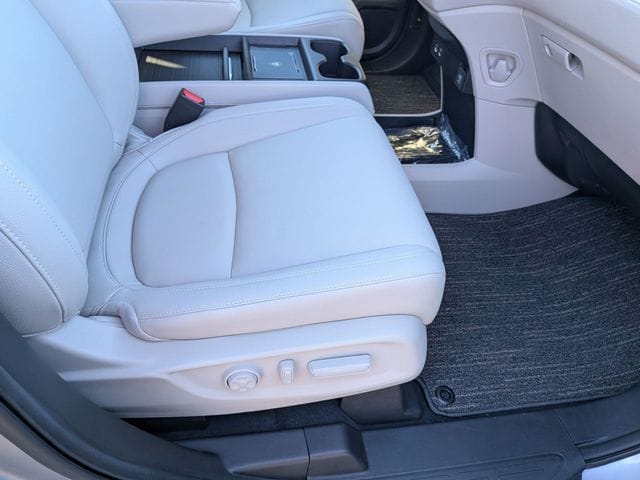 2026 Honda Odyssey EX-L - Photo 28