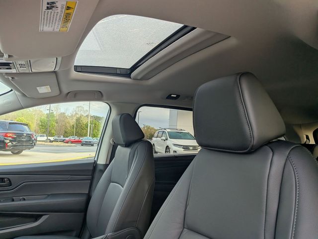 2026 Honda Odyssey EX-L - Photo 13