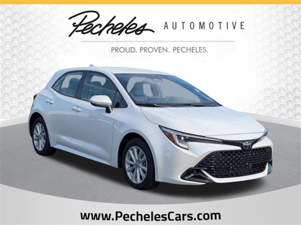Used 2024 Toyota Corolla Hatchback SE Hatchback