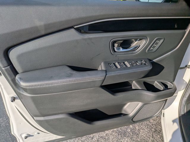 2025 Honda Pilot EX-L - Photo 8